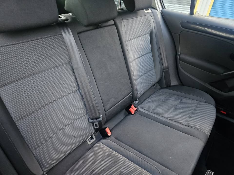 2010 Volkswagen golf 2.0lt tsi automatic hatch easy second chance finance11.jpg
